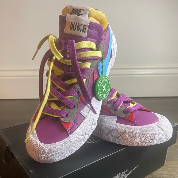 KAWS X SACAI X NIKE blazer low - Picture 2 of 10